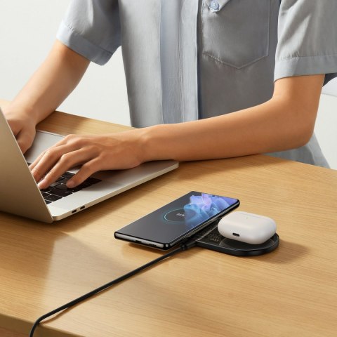 Podwójna ładowarka bezprzewodowa QI z wyświetlaczem USB-C 20W - czarny BASEUS