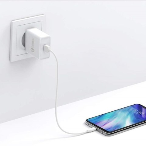 Szybka ładowarka sieciowa Quick Charge 3.0 18W 3A USB biały UGREEN