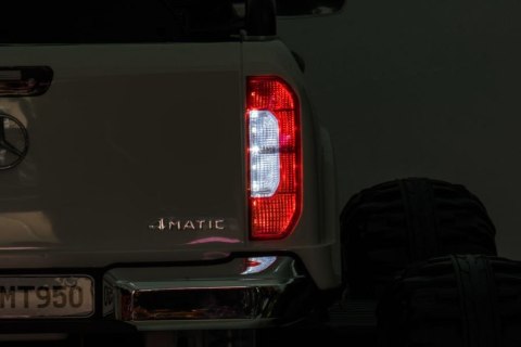 Auto Na Akumulator Mercedes DK-MT950 4x4 Biały LEAN CARS