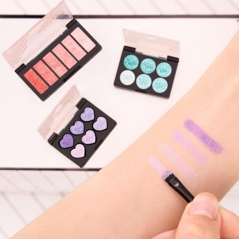 Figurki Miniverse Make It Mini Makeup Display 15 sztuk MGA