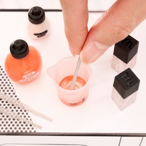 Figurki Miniverse Make It Mini Makeup Display 15 sztuk MGA