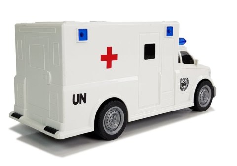 Auto Ambulans z napędem Karetka Pogotowia 1:20 z dźwiękiem LEAN Toys
