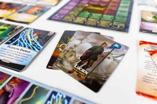 Gra Aeons End: Wioska na południu Portal Games