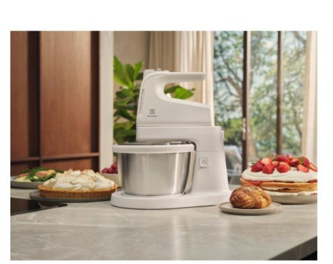 Mikser z misą linia 500 ESM4W, biały Electrolux