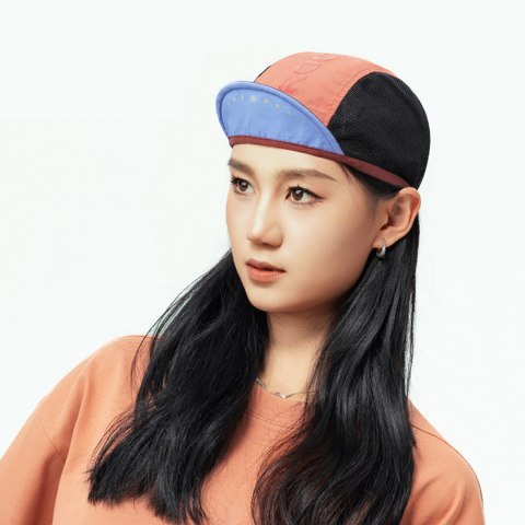 Czapka rowerowa kolarska z daszkiem pod kask - czerwona ROCKBROS