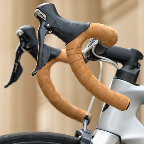 Owijka na kierownicę rowerową z pianki EVA wzór Shark - czarna ROCKBROS