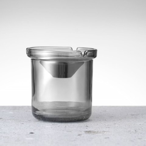 Popielnica szklana ze stalowym wkładem śr. 98 x 99 mm Hendi