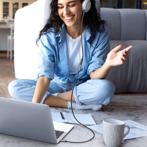 Kabel przedłużacz audio mini jack 3.5mm 5m - srebrny UGREEN