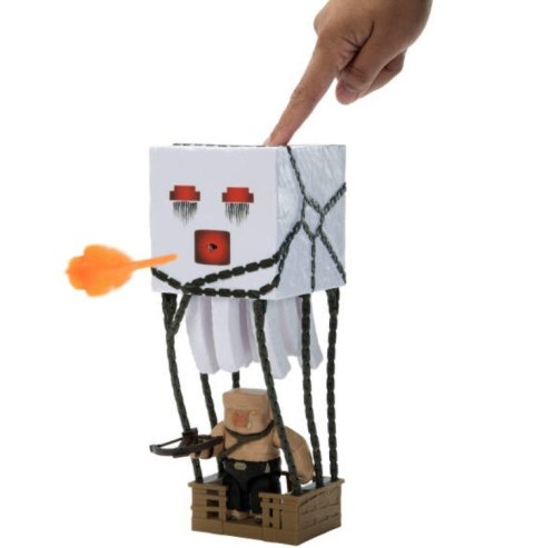 Zestaw z figurką Minecraft Atakujący Ghast z pociskiem Mattel