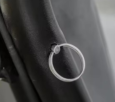 Huśtawka Czteroosobowa Ogrodowa Bujana Daszek Wolnostojąca Czarna LEAN