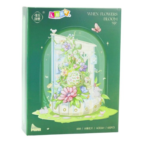 Klocki Konstrukcyjne Kompozycja Kwiatowa Z Wieżą Światła LED 632 el. LEAN Toys