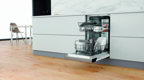 Zmywarka WSBC3M27X Whirlpool