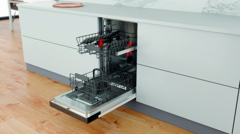 Zmywarka WSBC3M27X Whirlpool