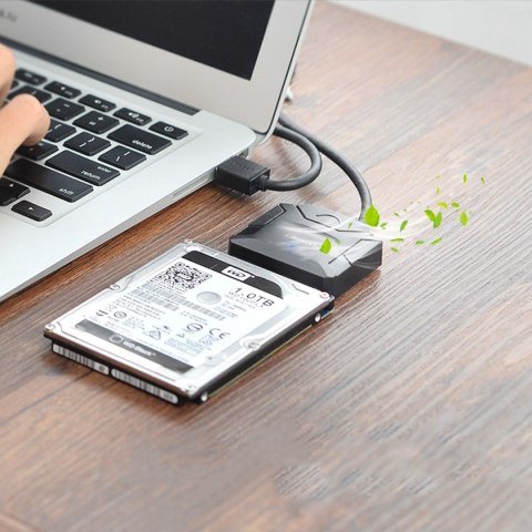 Kabel Adapter do dysku HDD i SSD SATA 2.5'' / 3.5'' USB 3.0 do 4TB - czarny UGREEN