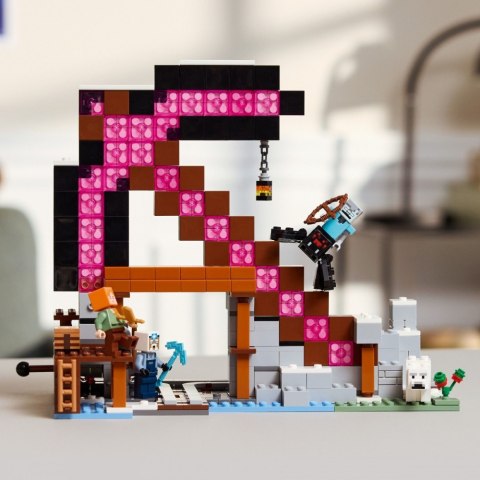 Klocki Minecraft 21277 Kilofowa kopalnia LEGO