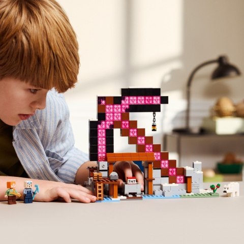 Klocki Minecraft 21277 Kilofowa kopalnia LEGO