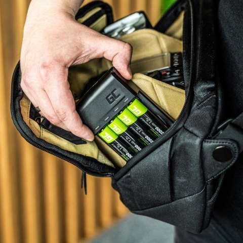 Ładowarka VitalCharger + 4x akumulatory AAA 800mAh Green Cell