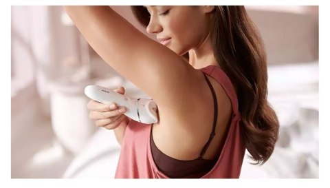 Depilator Seria 8000 BRE700/00 Philips