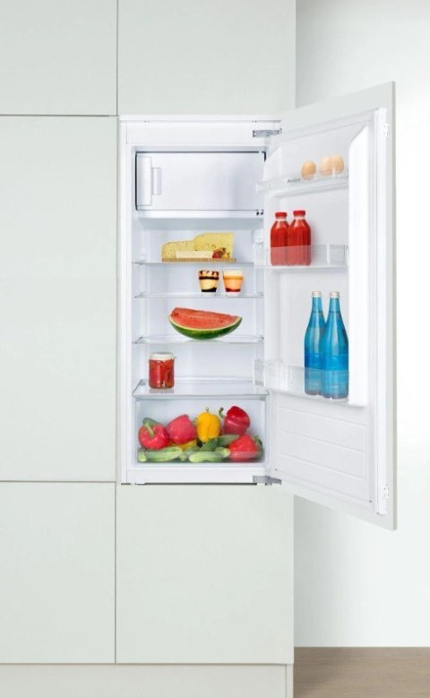 Chłodziarko-zamrażarka BM210.4i(E) Amica