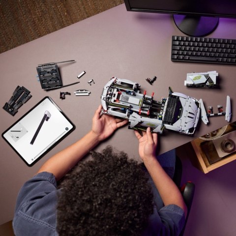 Klocki Technic 42214 Supersamochód Lamborghini Revuelto LEGO