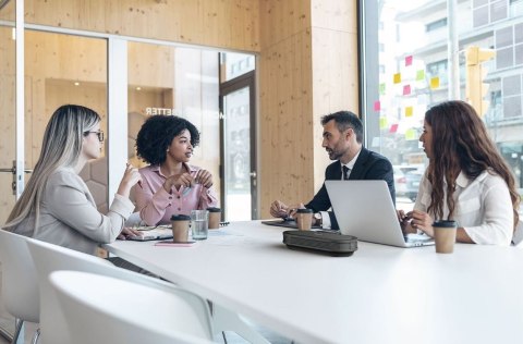 Mikrofon konferencyjny bezprzewodowy z asystentem spotkań Sembly Philips