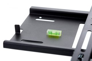 EWB250 Uchwyt ścienny uchylny do monitorów 40-65 cali VESA 100x100 - 800x400 40 kg slim Edbak