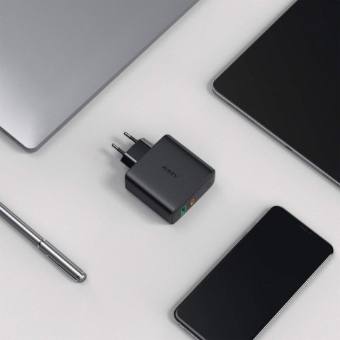PA-D3 ładowarka sieciowa 2xUSB Power Delivery (1xUSB A+1xUSB C) 60W 5.4A AUKEY