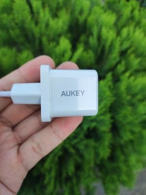 PA-F5 OEM White Mini ładowarka sieciowa 1xUSB-C 20W PD Power Delivery AUKEY