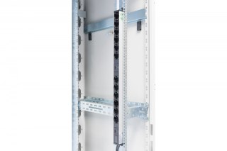 Listwa zasilająca PDU 19" RACK, 12x gniazdo Schuko, 2x 2m wtyk Unischuko, 16A, zabezpieczenie przeciążeniowe, profil aluminiowy Digitus