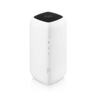 Router wewnętrzny FWA505, 5G NR Standalone/Nebula z licencją 1 rok Nebula Pro, AX1800 WiFi, 1 x GB LAN, EU region Zyxel