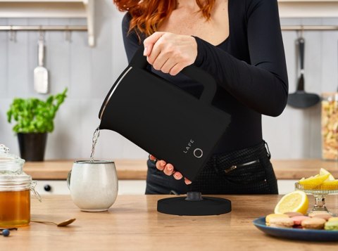 Czajnik elektryczny z podwójną ścianką Double Wall Czarny Lafe